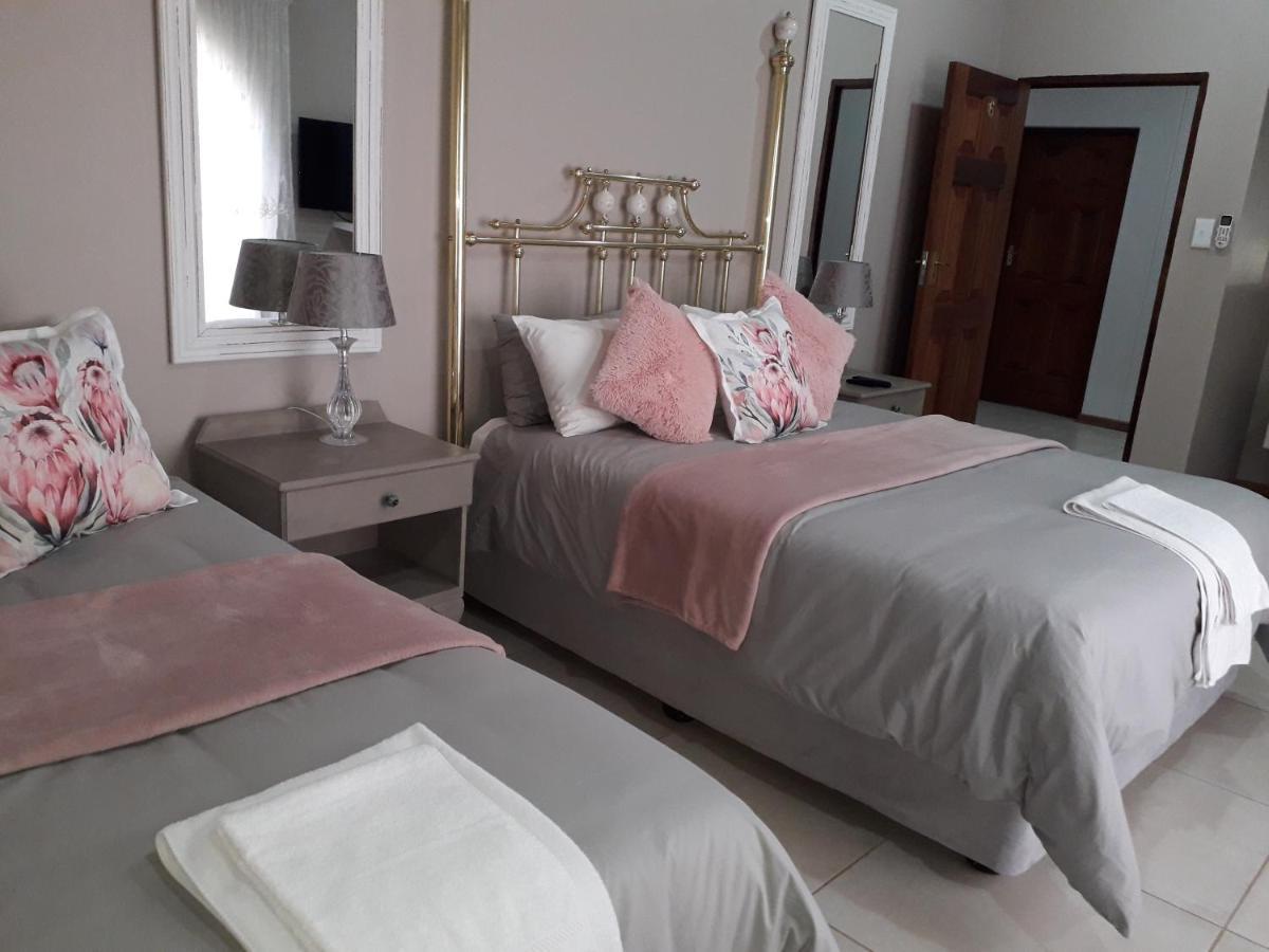 Tuscany Vryburg Екстер'єр фото