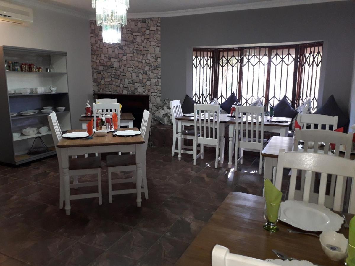 Tuscany Vryburg Екстер'єр фото