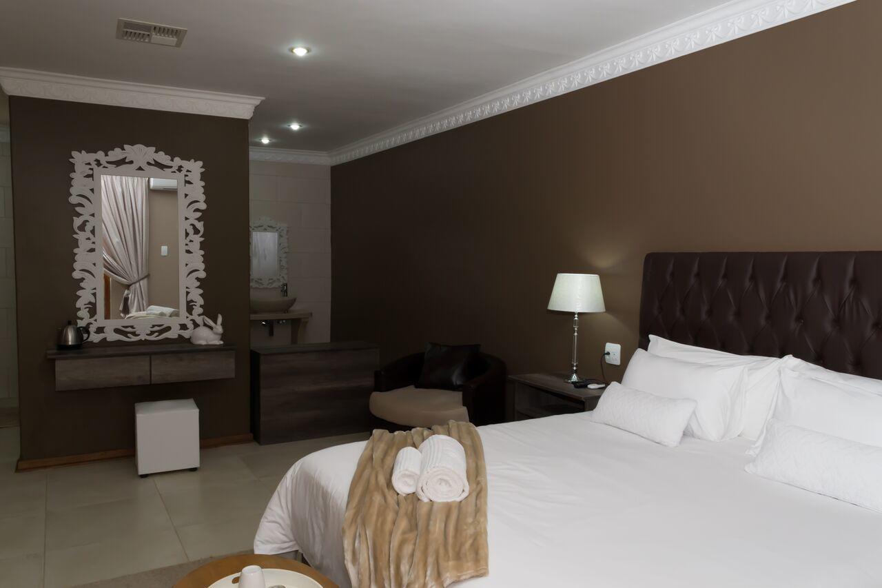 Tuscany Vryburg Екстер'єр фото