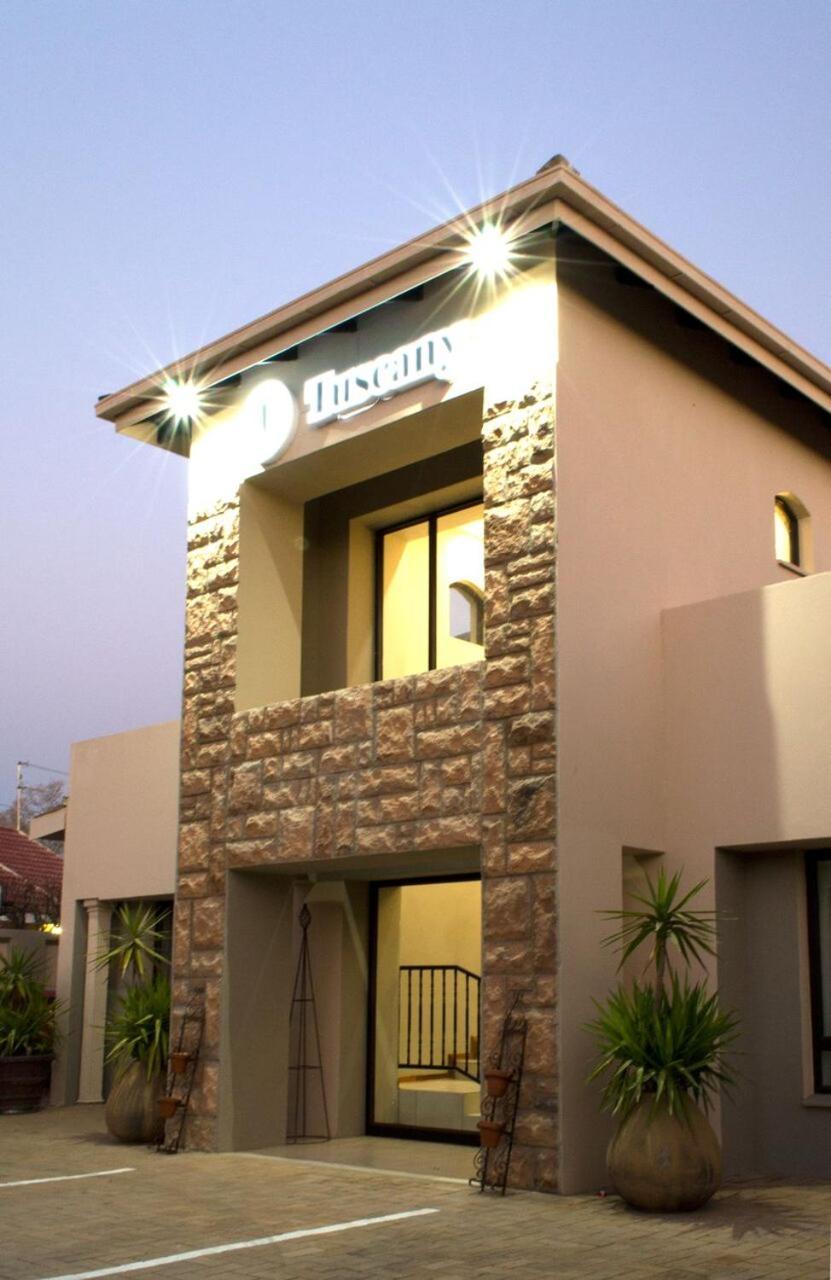 Tuscany Vryburg Екстер'єр фото
